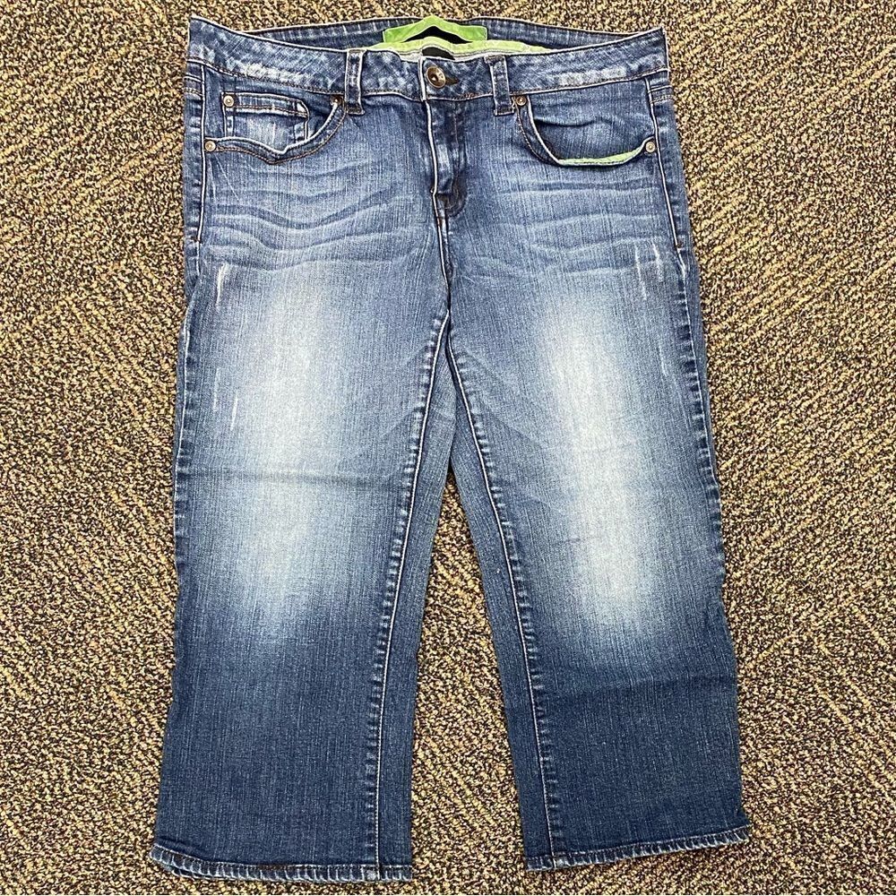 Refuge Wide Leg Cropped Denim Cropped Pedal Pusher Capri Jeans